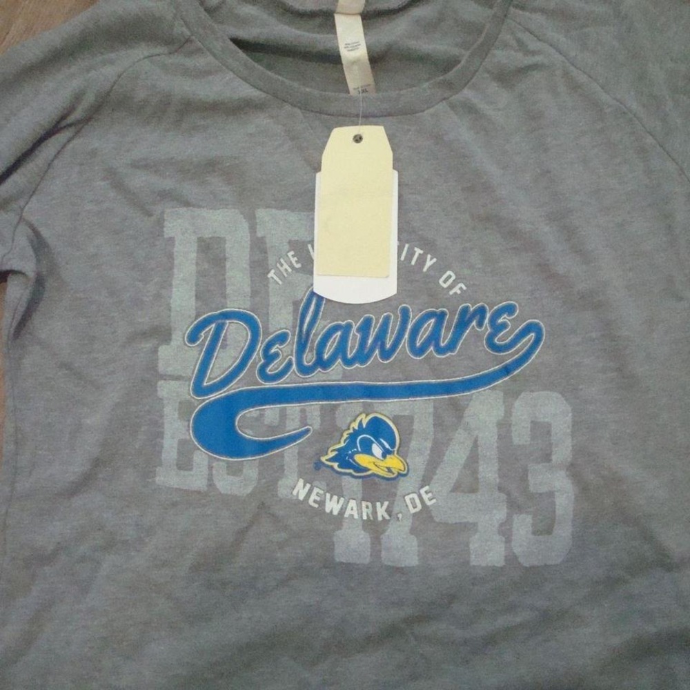 DELAWARE HENS WOMENS XXL SHIRT VINTAGE 00S Y2K‎ W2